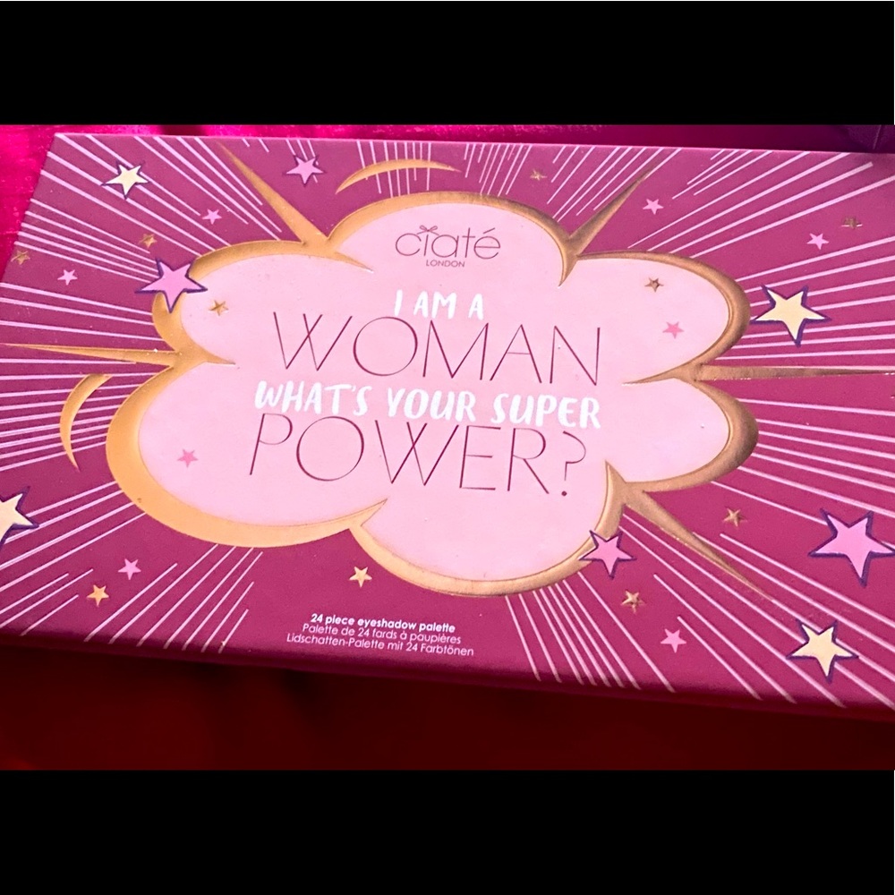 I Am  A Woman Eyeshadow Pallete